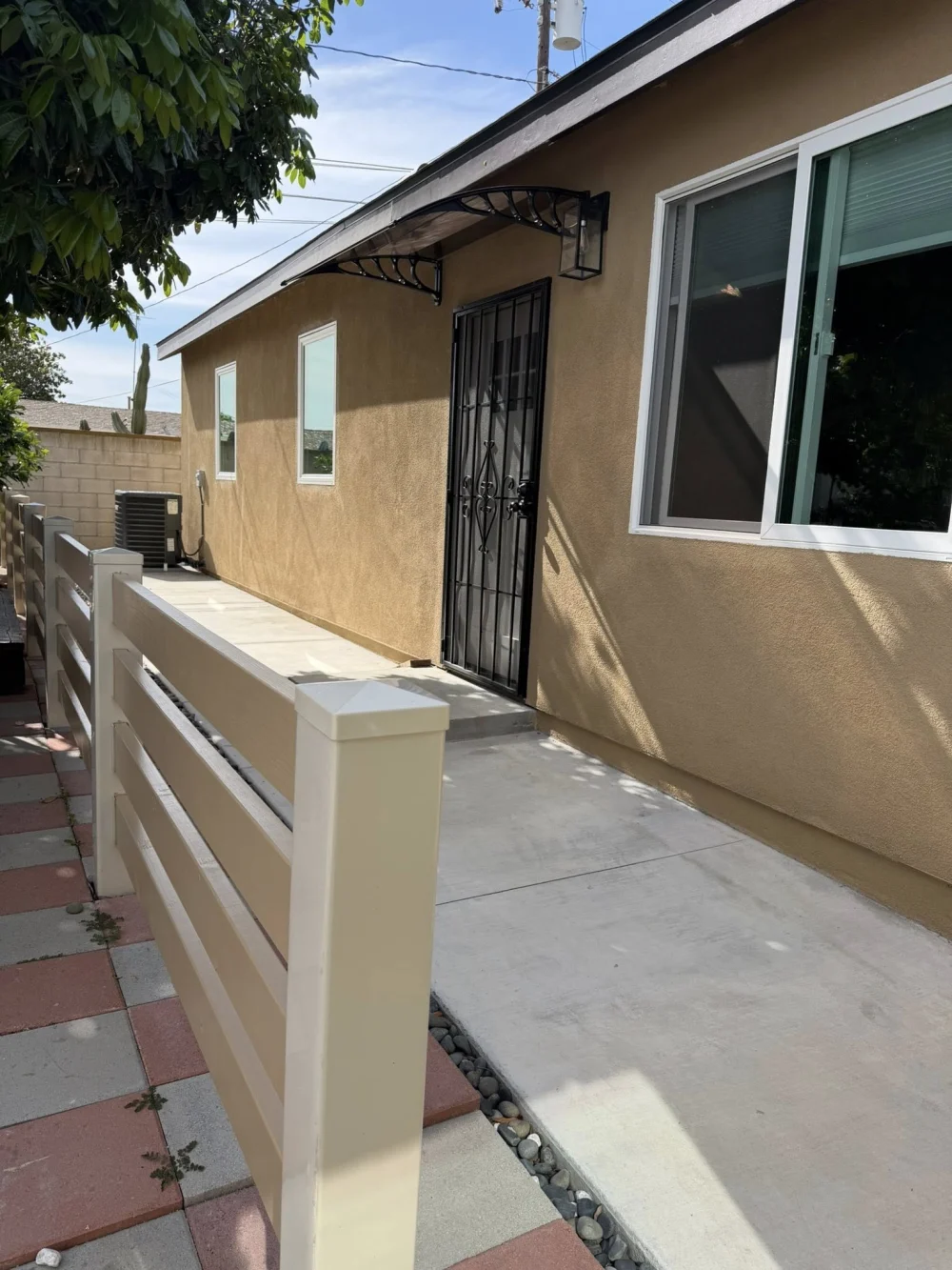 Cho thuê ADU 2 phòng ngủ – 2.5 phòng tắm tại Anaheim